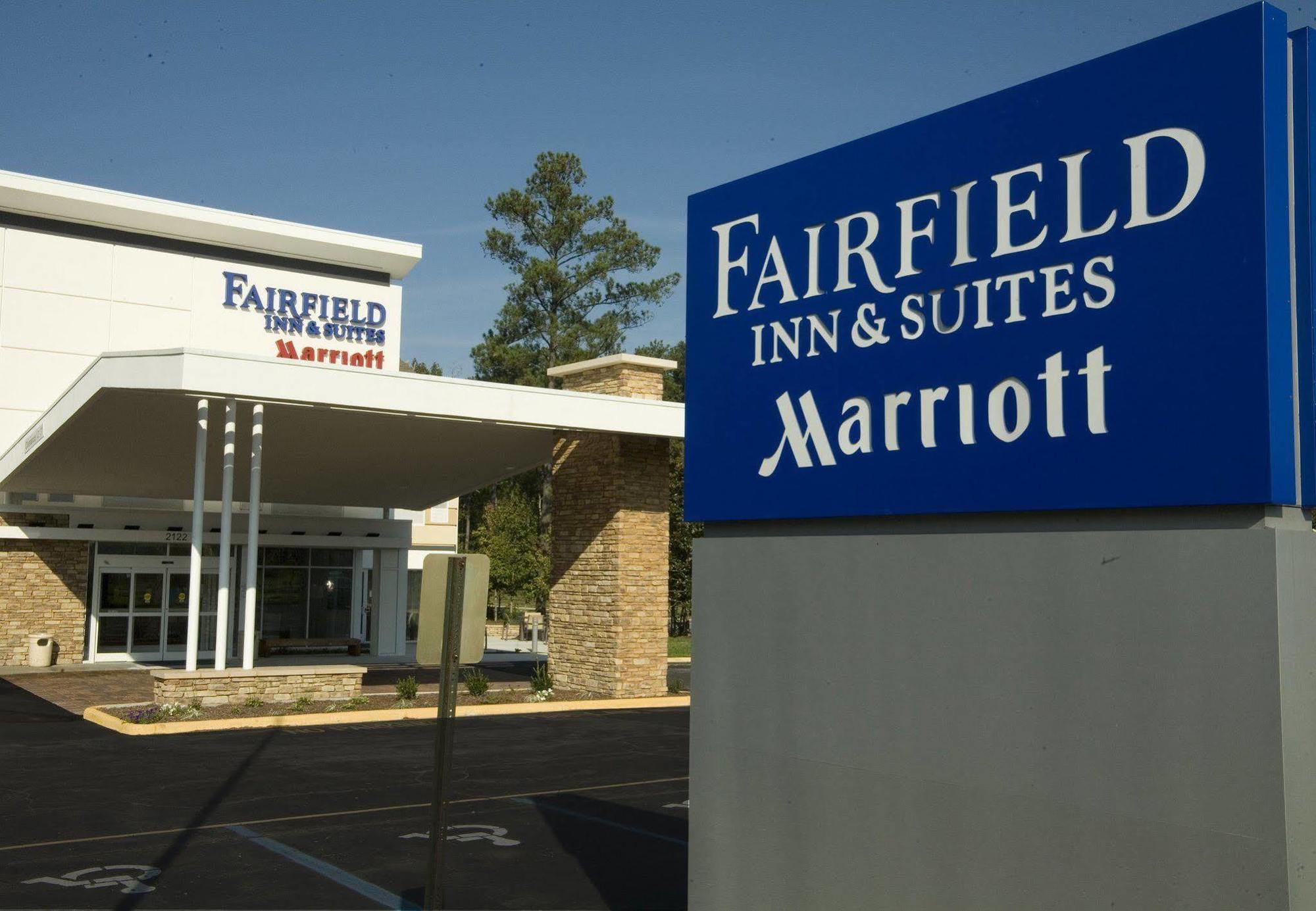 Fairfield Inn & Suites By Marriott Chesapeake Suffolk Exterior photo